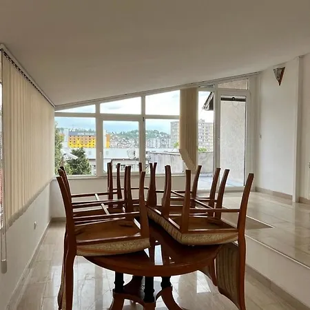 Kalemova Center Design 2-bedroom With Balcony And Garage * Σαράγεβο