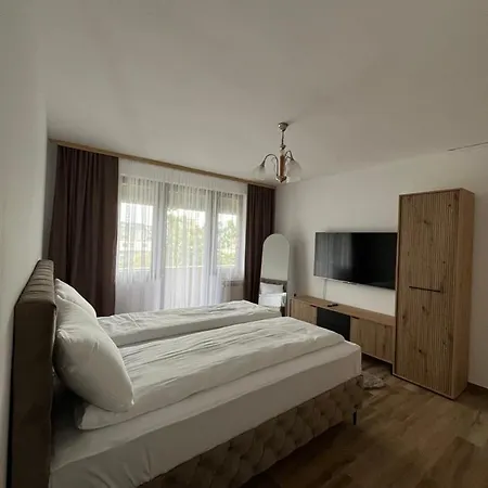 Kalemova Center Design 2-bedroom With Balcony And Garage * Σαράγεβο