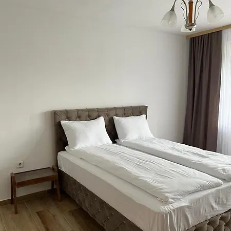 Kalemova Center Design 2-bedroom With Balcony And Garage Σαράγεβο