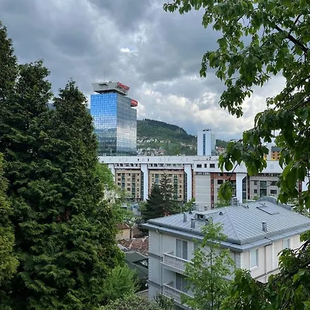 Σπίτι διακοπών Kalemova Center Design 2-bedroom With Balcony And Garage Σαράγεβο