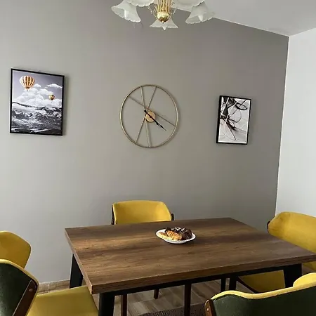 Σπίτι διακοπών Kalemova Center Design 2-bedroom With Balcony And Garage Σαράγεβο