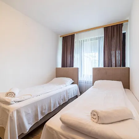 Kalemova Center Design 2-bedroom With Balcony And Garage Saraievo